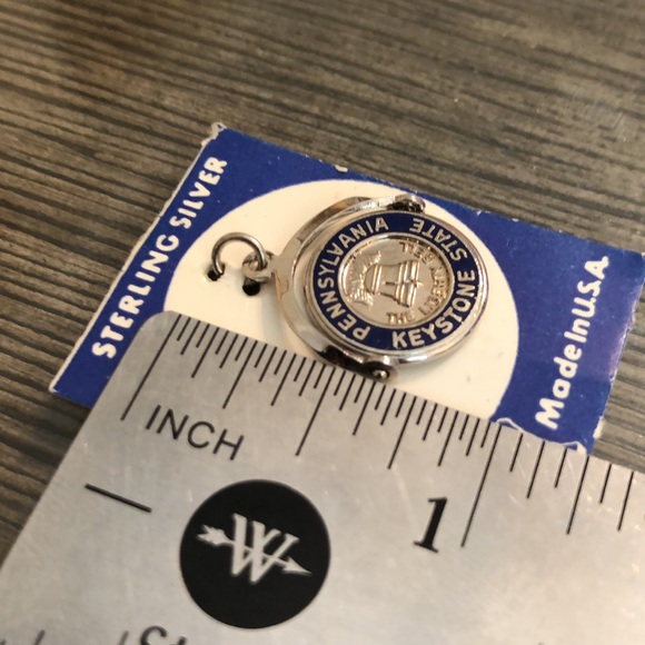 Vintage Sterling Silver Pennsylvania Souvenir Charm - Picture 4 of 9